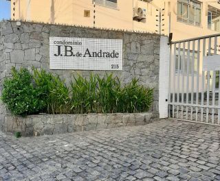 Oportunidade no Cond. JB de Andrade