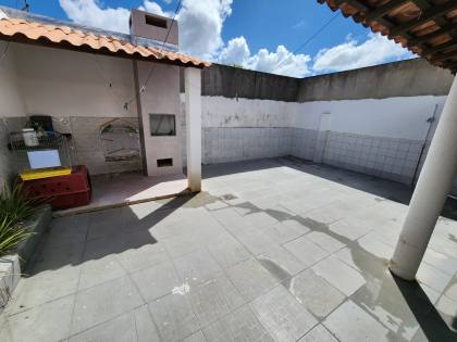 Casa de 5 Quartos no Marcos Freire II - N. S. do Socorro