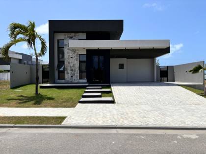 Luxuosa Casa no Condomínio Alphaville Sergipe – Conforto, Sofisticação e Tecnologia!