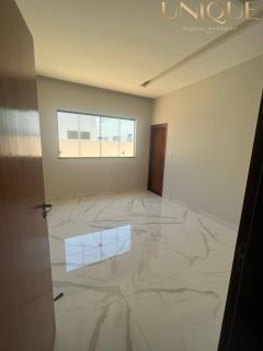 Casa com 3 Suítes no Terras Alphaville 1