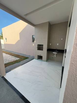 Casa com 3 Quartos sendo 2 Suítes no Sol e Praia