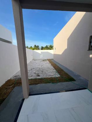 Casa com 3 Quartos sendo 2 Suítes no Sol e Praia