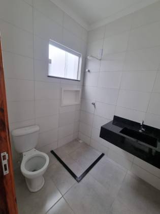 Casa de 2/4 sendo 1 suíte – Barra dos Coqueiros