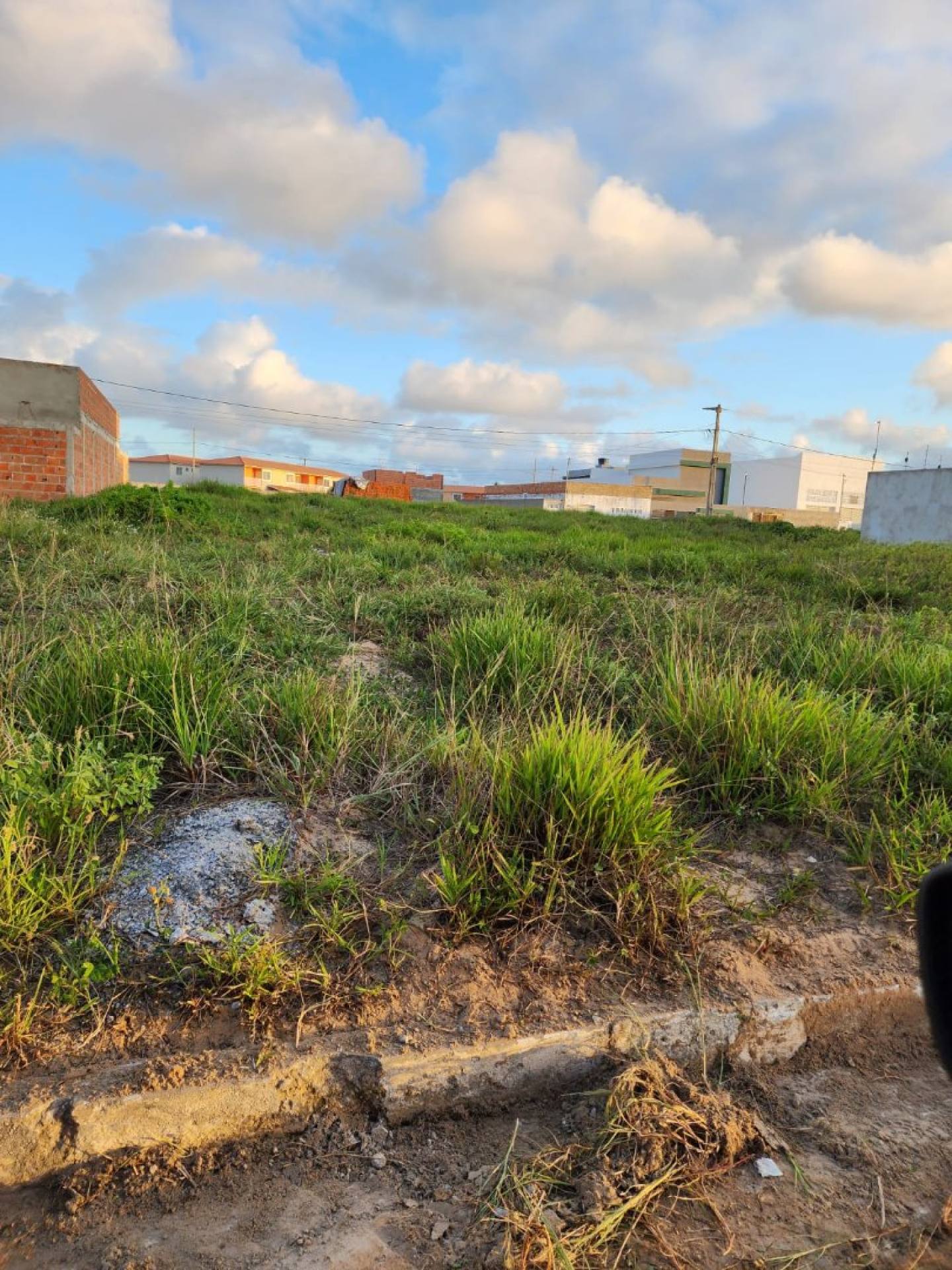 Vendo Lote no Residencial Luar da Barra I (Colorado)