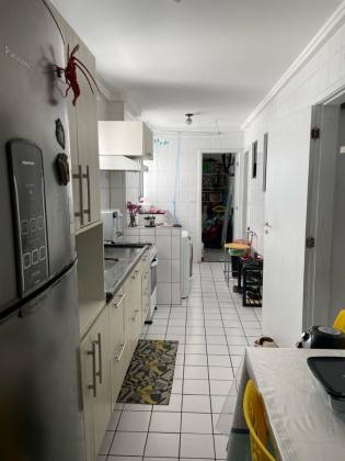 Oportunidade no Tyrol, Jardins, 110m², 2 quartos, 1 suíte, 1 banheiro social e excelente localização.