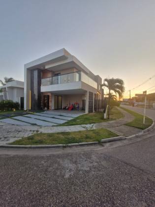 Casa no condomínio Terras Alphaville Sergipe 2