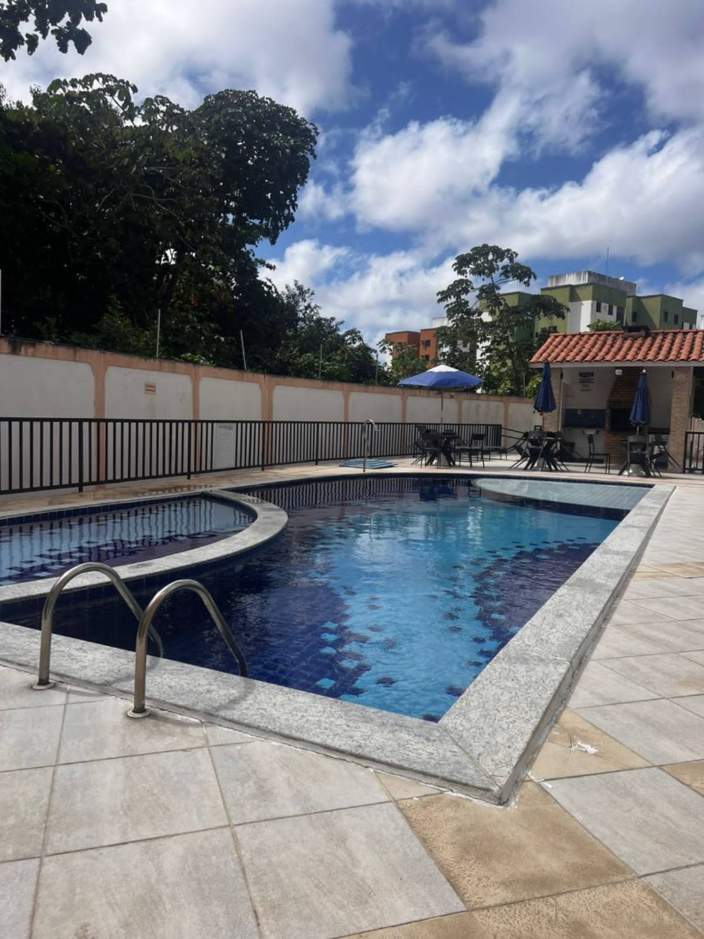 Oportunidade no Villa dos Mares, Inácio Barbosa, 68m², 3 quartos, 1 suíte e localização privilegiada.