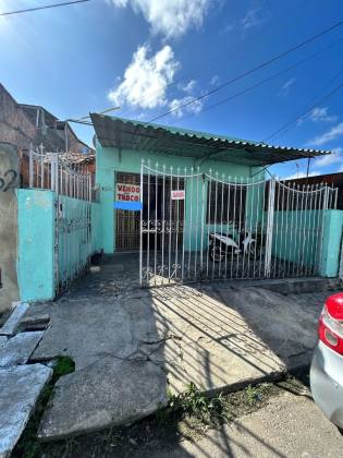 Casa no Bairro Pereira Lobo