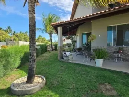Excelente casa com 4 quartos no Condomínio Costa Marina
