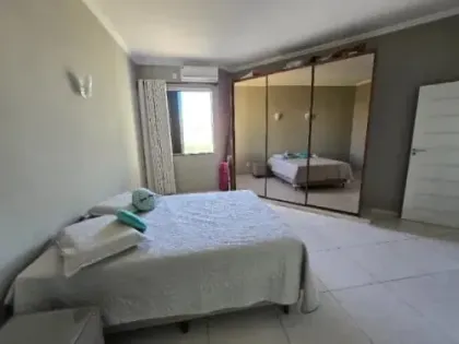 Excelente casa com 4 quartos no Condomínio Costa Marina