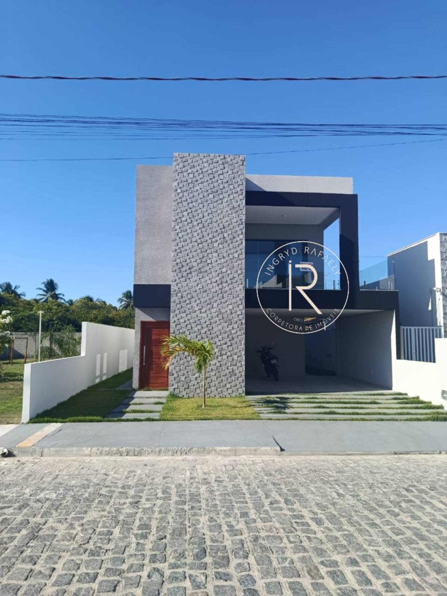 Casa de Cond. com 4 quartos 1 suíte- Sol e praia 