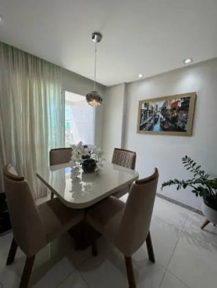 Apartamento mobiliado com 3 quartos e suíte no Condomínio Pérolas da Atalaia.