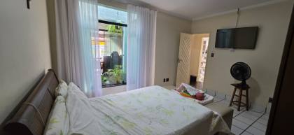 Linda casa à venda no bairro Luzia!