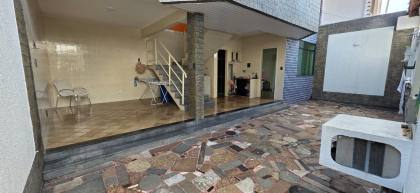 Linda casa à venda no bairro Luzia!