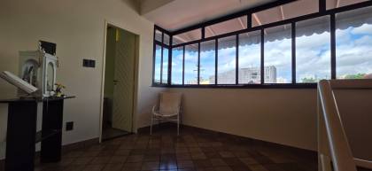 Linda casa à venda no bairro Luzia!