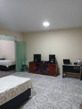 Casa reformada com 5 quartos na Palestina – Aracaju/SE