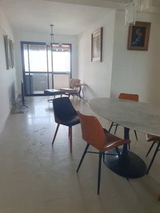 Apartamento no Cond. Atlantic Tower.