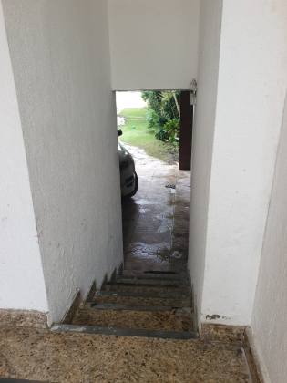 Linda casa no Robalo.