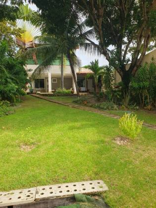 Linda casa no Robalo.