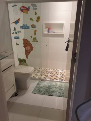 Linda casa no Robalo.