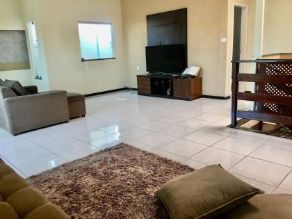 Excelente casa com 6 quartos, sendo 4 suítes no bairro Cirurgia.