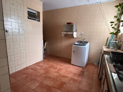 Oportunidade no Edf. Barão de Maruim, 110m², 3 quartos, 1 suíte, DCE  e localização privilegiada.