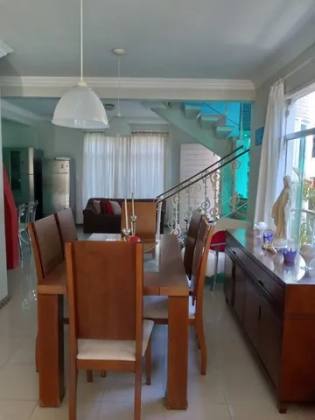 Casa no Condomínio Melício Machado