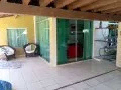 Casa no Condomínio Melício Machado
