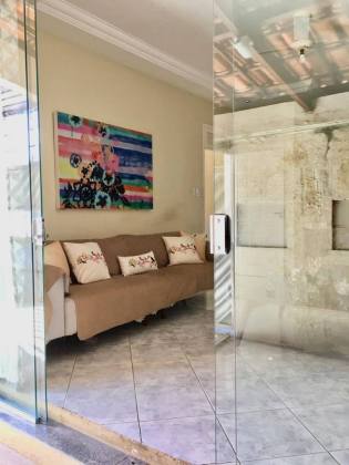 Casa Para Vender com 6 quartos 4 suítes no bairro Cirurgia em Aracaju