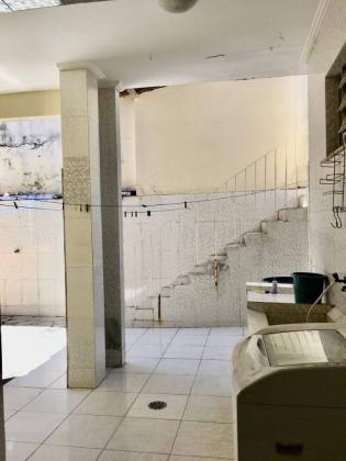 Casa Para Vender com 6 quartos 4 suítes no bairro Cirurgia em Aracaju