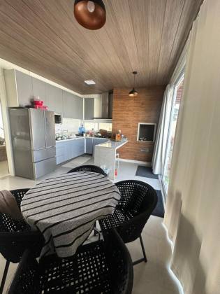 Casa em condomínio Maluí Residence