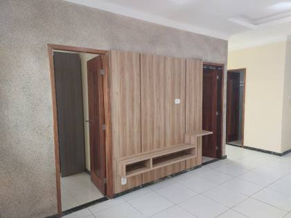 Casa térrea com 3 quartos, Suíte, Home Office, Garagem Coberta Portão Eletrônico, Atalaia