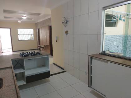 Casa térrea com 3 quartos, Suíte, Home Office, Garagem Coberta Portão Eletrônico, Atalaia