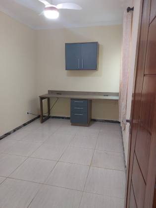 Casa térrea com 3 quartos, Suíte, Home Office, Garagem Coberta Portão Eletrônico, Atalaia