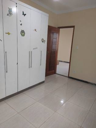 Casa térrea com 3 quartos, Suíte, Home Office, Garagem Coberta Portão Eletrônico, Atalaia