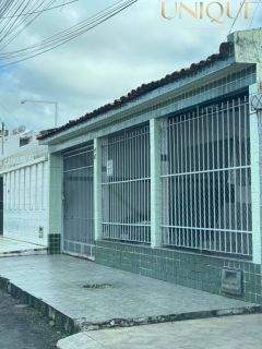 EXCELENTE CASA NO ORLANDO DANTAS