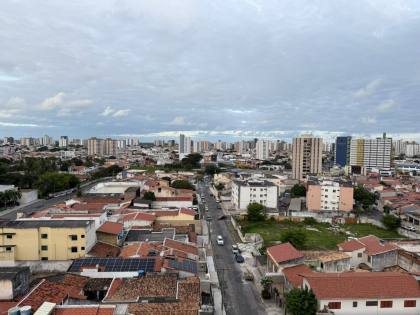Vendo apartamento no Edifício Simone Beatriz