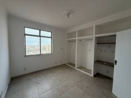 Vendo apartamento no Edifício Simone Beatriz