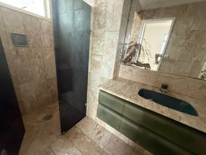 Vendo apartamento no Edifício Simone Beatriz