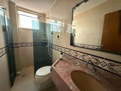 Vendo apartamento no Edifício Simone Beatriz