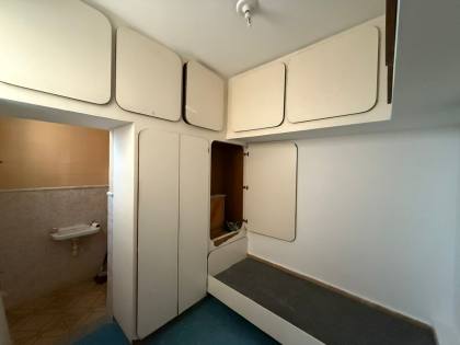 Vendo apartamento no Edifício Simone Beatriz