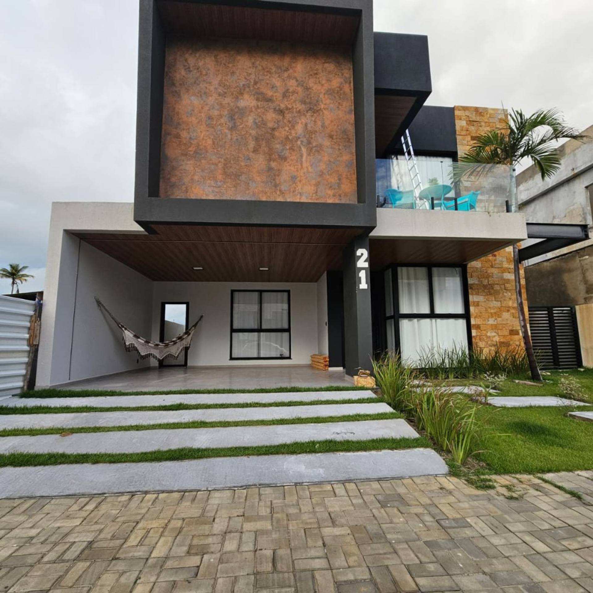 Casa de andar no cond Sol e praia 3/4.