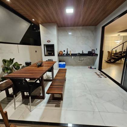 Casa de andar no cond Sol e praia 3/4.