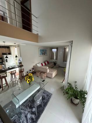 Casa Duplex no Cond. Fragatta