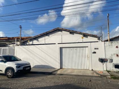 Casa na Aruana