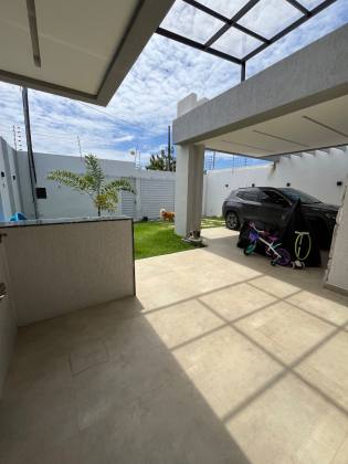 Casa na Aruana