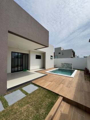 Casa à venda no Cond. Alhpaville Terras 1