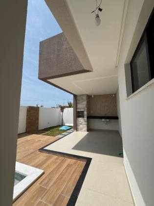 Casa à venda no Cond. Alhpaville Terras 1