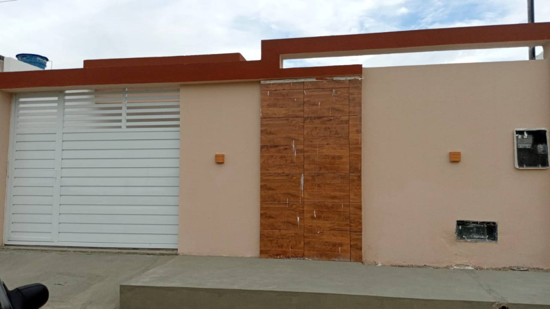 CASA NA ARUANA PROXIMO AO COND. ARUANA PARK