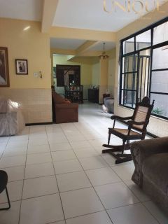 Ótima Casa no Salgado Filho